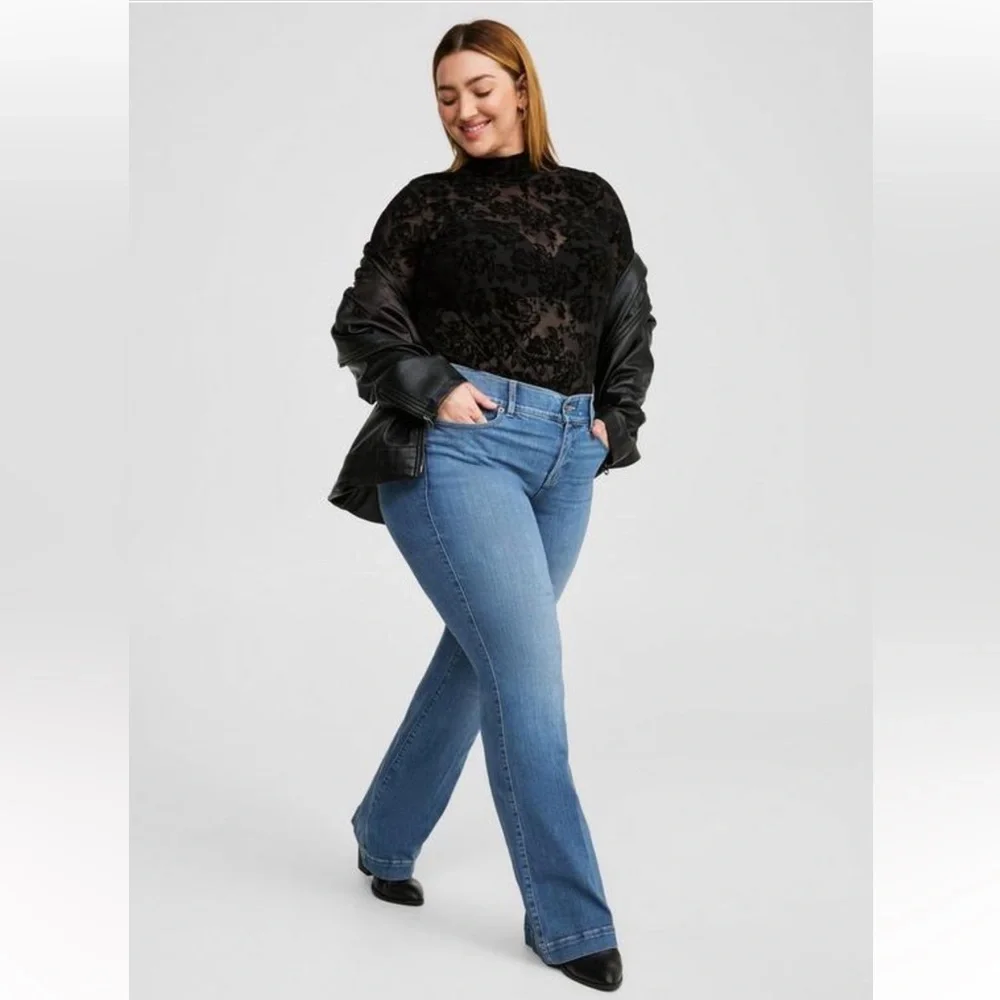 TORRID Flocked Mesh Mock Neck Black Long Sleeve Floral Top Size 1X 14/16 NEW - Picture 2 of 6